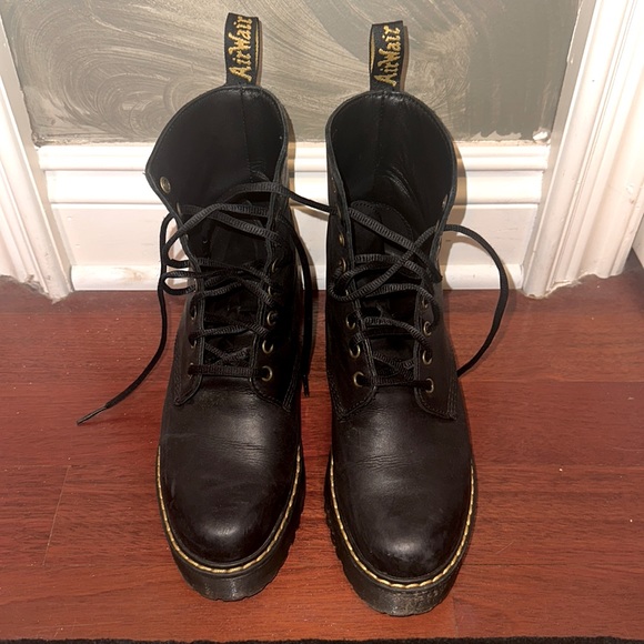 โ ๏ธ Dr. Martens AirWair Black Genuine Leather Shriver combat boots size 8W/7M - Picture 1 of 5